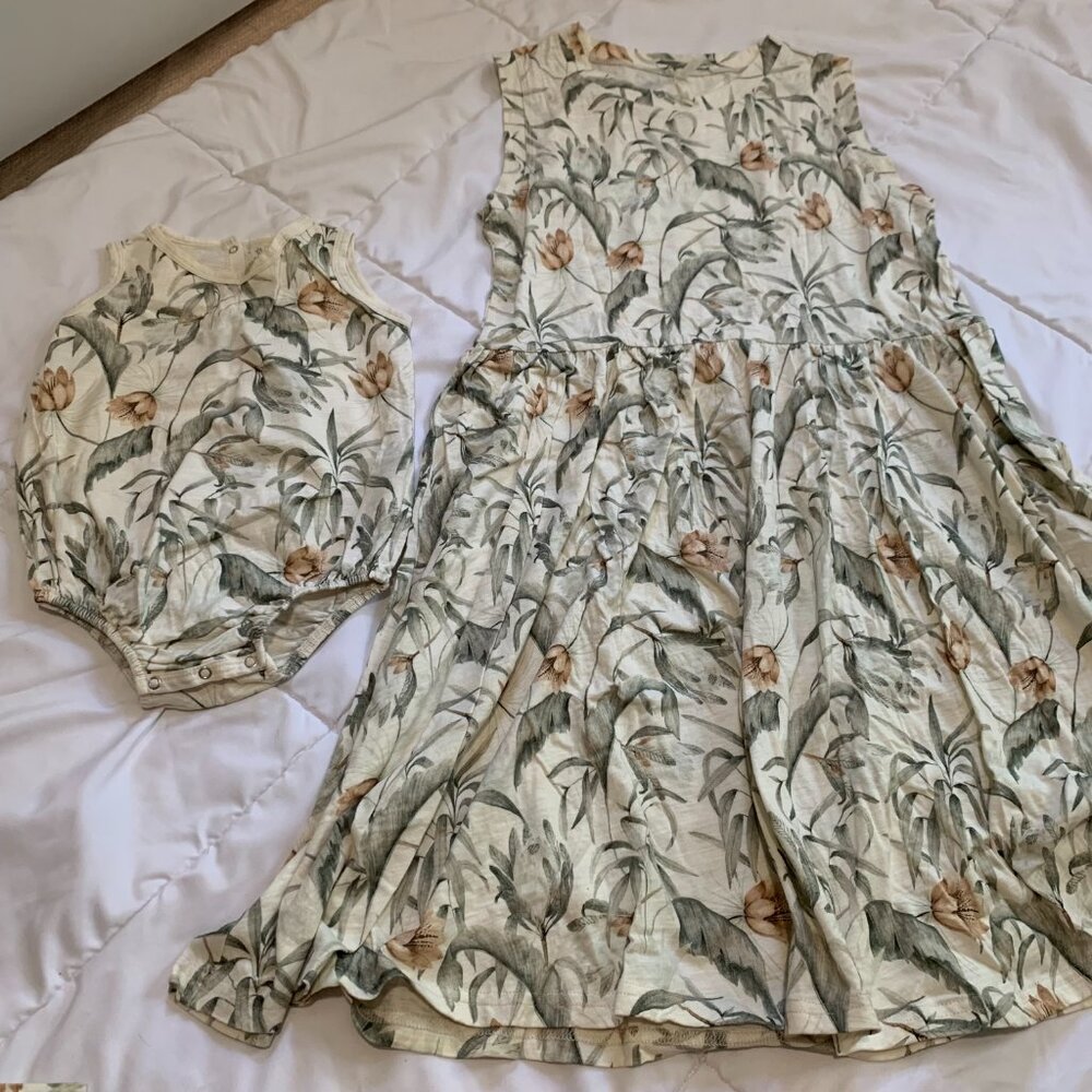 🌿 Rylee + Cru Floral 3-Piece Tropical Mama & Me Bundle | Dress & Tees - Picture 3 of 13